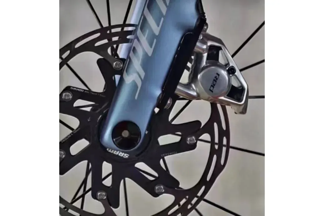 New-SRAM-Red-AXS_2024_Brake-calipers-and-rotor_3x2.webp