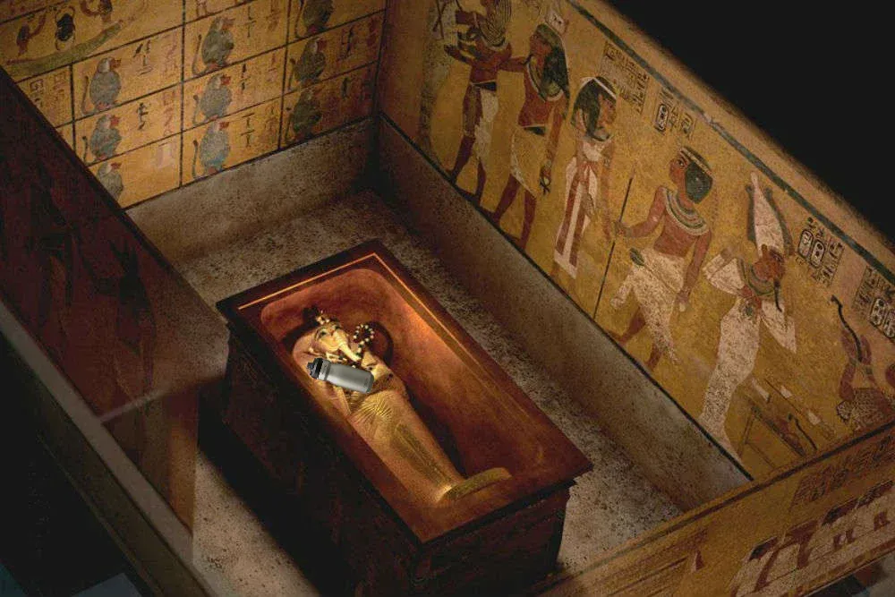 egyptian_tomb_ti_bottle_2048x2048_vk.webp