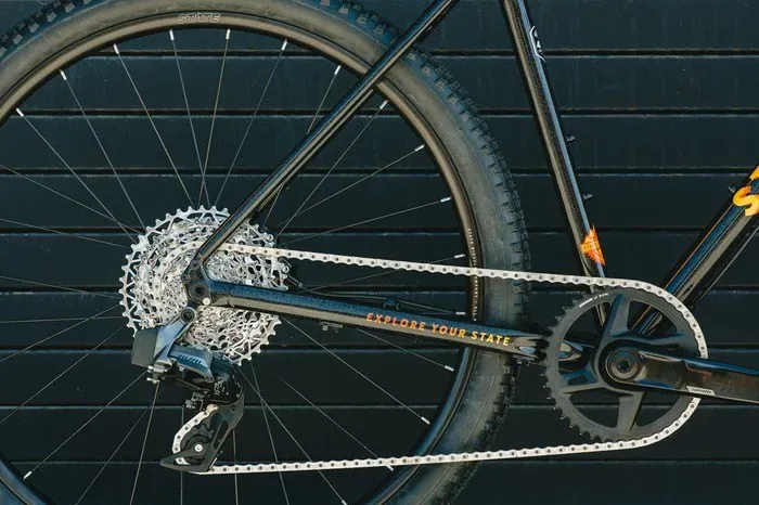 4130-all-road-axs-sram-back_vk.webp