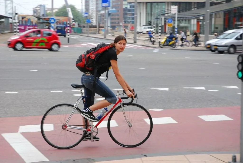 velo-zadziba-1024x685.webp